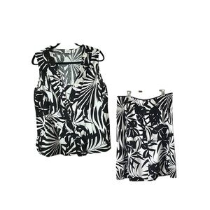 CATO 2 piece tropical leaf pattern sleeveless top and matching skirt. Size 18-20